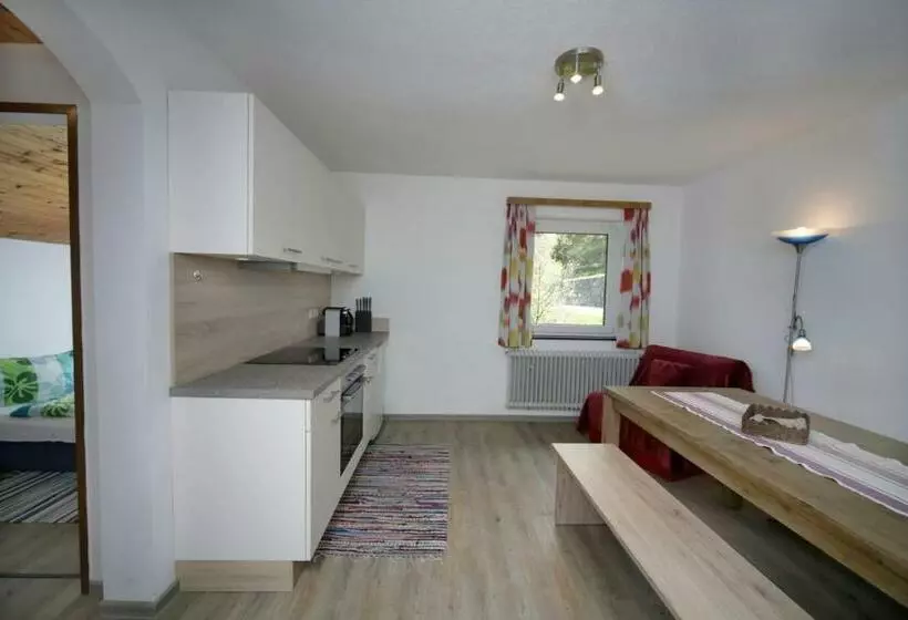 Majatalo Gästehaus Lienharterhof