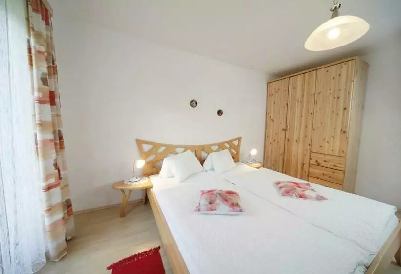 Majatalo Gästehaus Lienharterhof