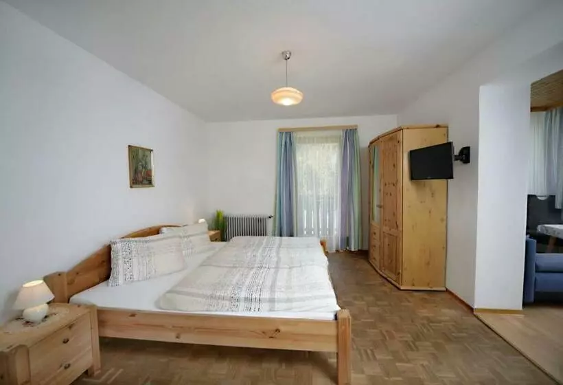 Majatalo Gästehaus Lienharterhof