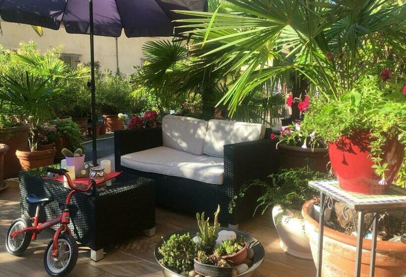 膳宿费 Guest House Santiago