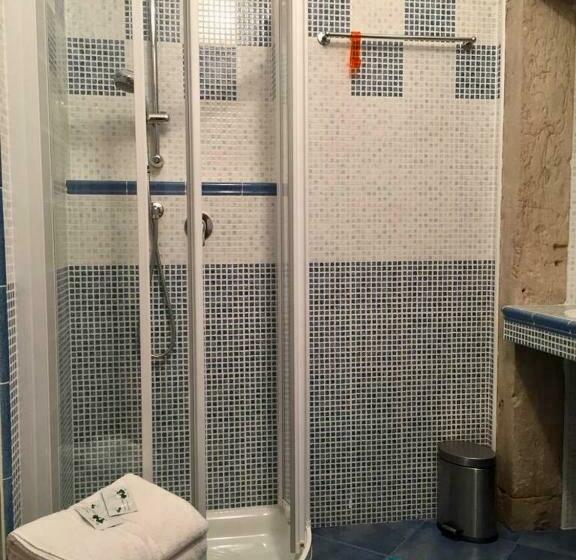 膳宿费 Guest House Santiago