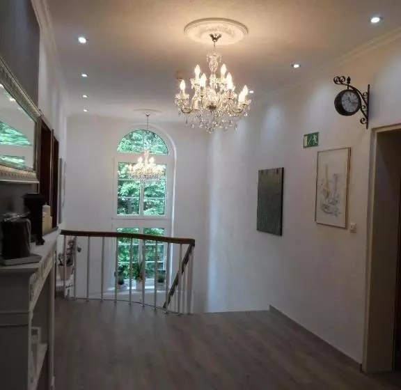 Majatalo Rael Boardinghouse