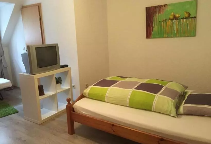 Majatalo Rael Boardinghouse