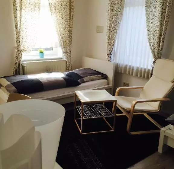 Majatalo Rael Boardinghouse