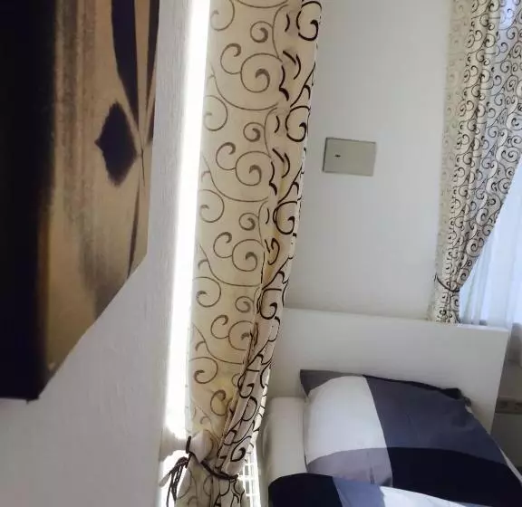 Majatalo Rael Boardinghouse