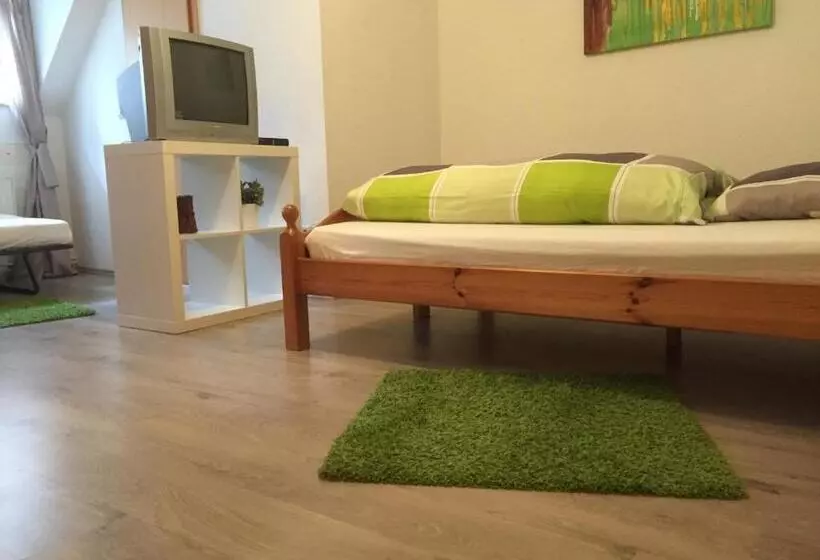 Majatalo Rael Boardinghouse