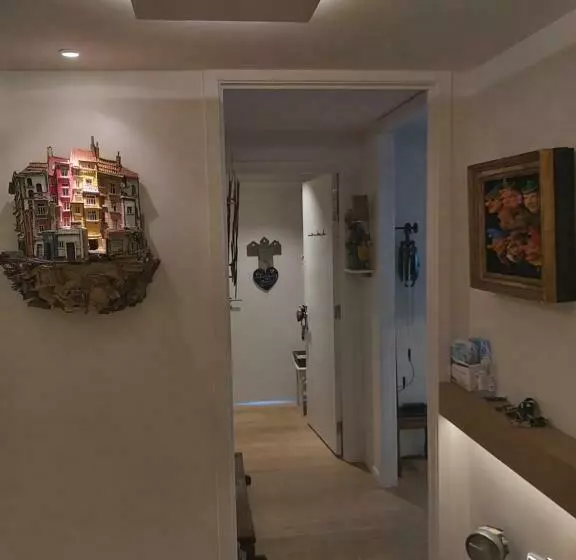 پانسیون Romantic Room In Brussels Sky