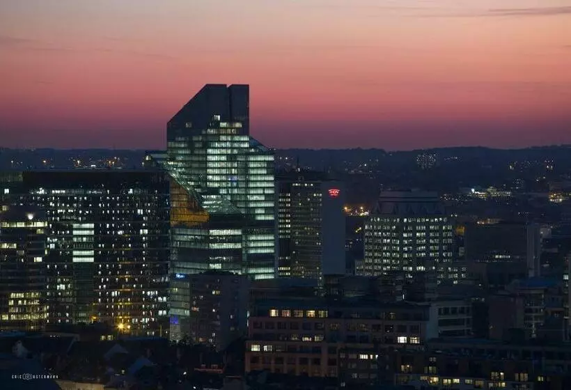 پانسیون Romantic Room In Brussels Sky