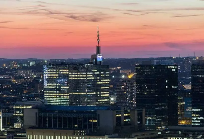 پانسیون Romantic Room In Brussels Sky