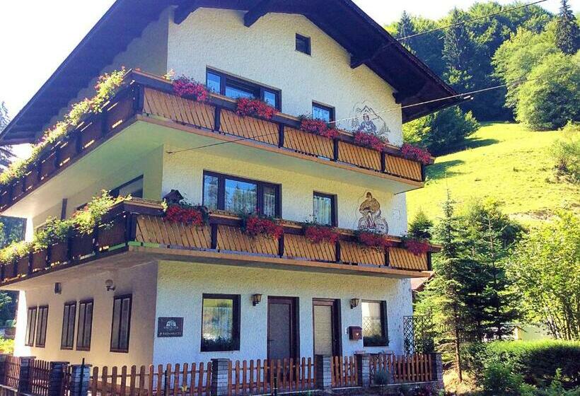 Waldblick Landhaus B&b