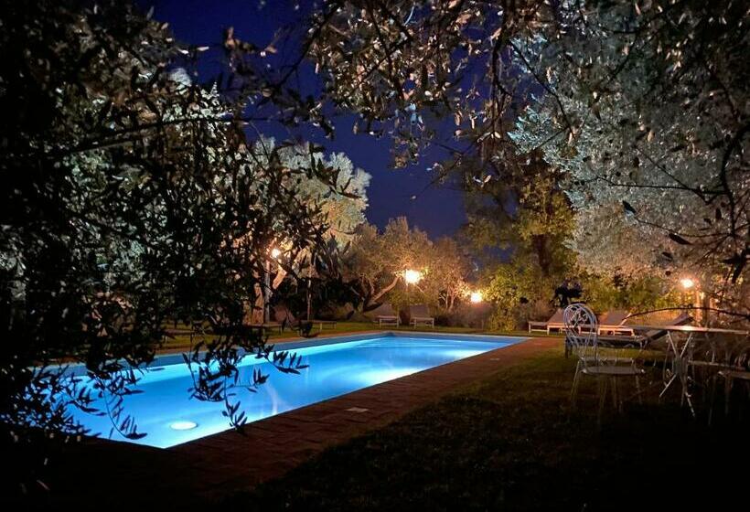 Bed and Breakfast Agriturismo La Cervaiola Piccola Dimora Di Campagna