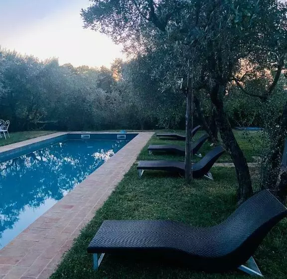 Aamiaismajoitus (B&B) Agriturismo La Cervaiola Piccola Dimora Di Campagna