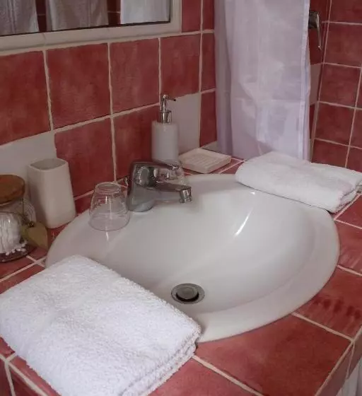 ベッドアンドブレックファースト Bastide Saint Bernard