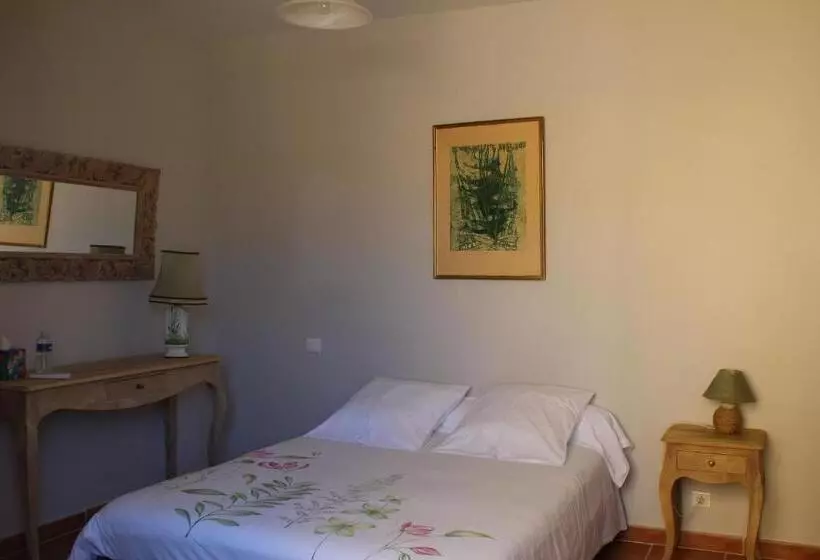 ベッドアンドブレックファースト Bastide Saint Bernard