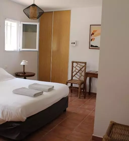 ベッドアンドブレックファースト Bastide Saint Bernard