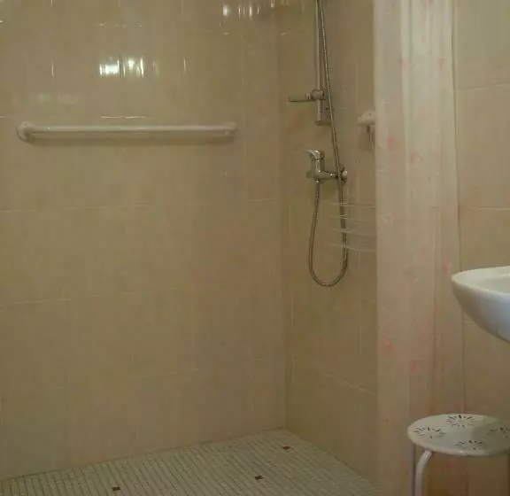 ベッドアンドブレックファースト Chambres D Hôtes Mas La Tardosse