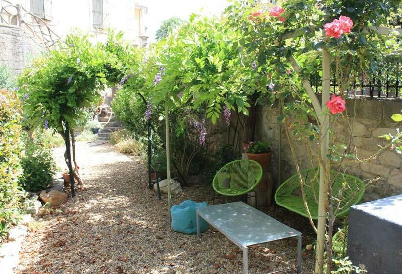 Bed and Breakfast Clos Du Magnolia