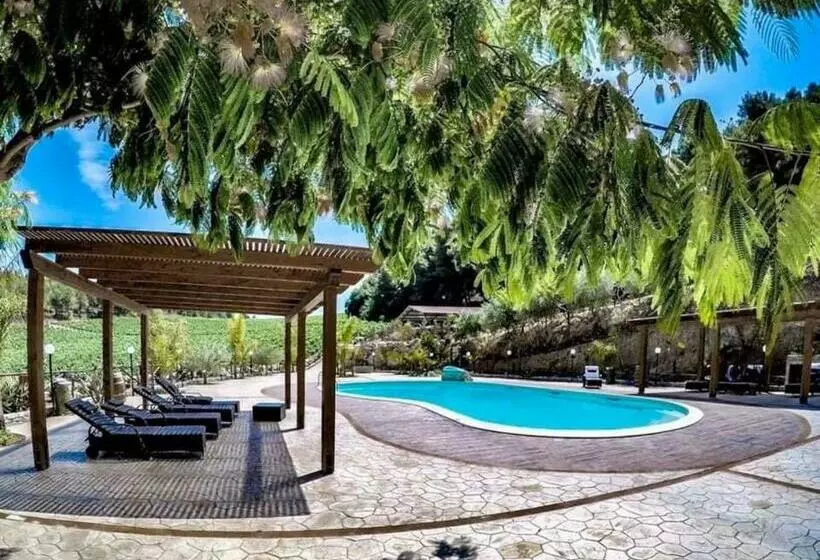 ホテル Agriturismo Tenute Pispisa Segesta