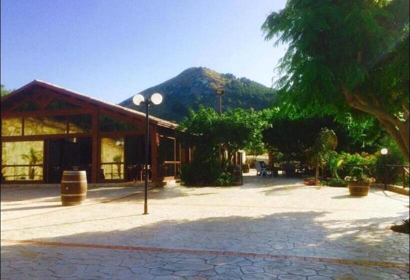 Szálloda Agriturismo Tenute Pispisa Segesta