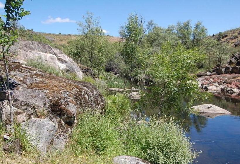 هتل Casa Da Janal