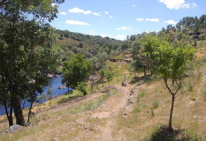 هتل Casa Da Janal