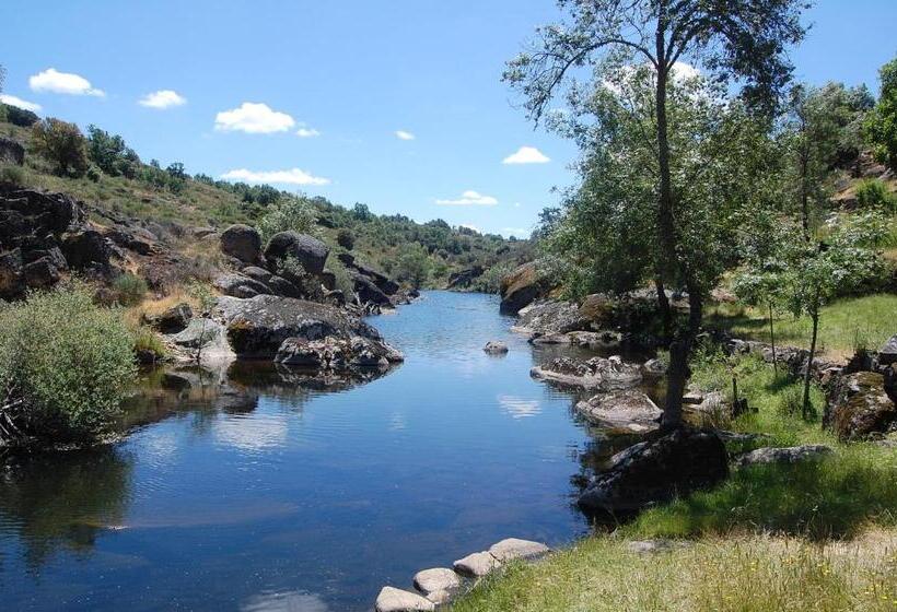 هتل Casa Da Janal