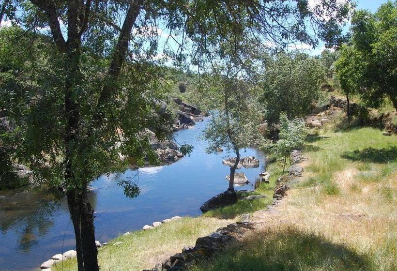 هتل Casa Da Janal