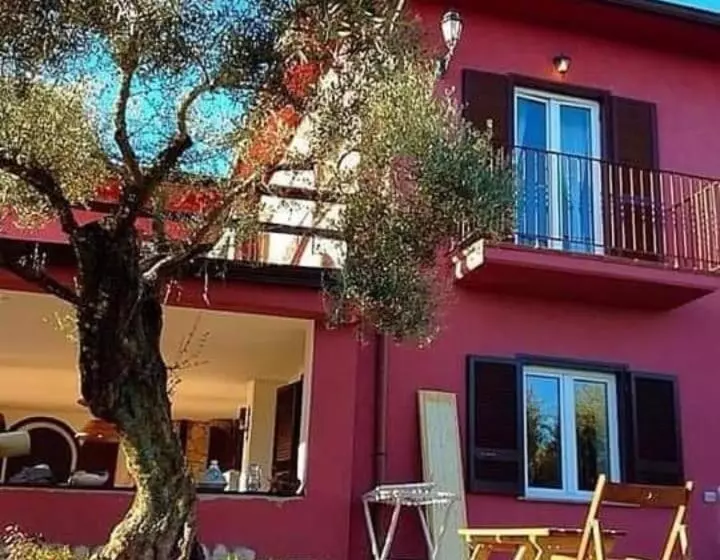 ホテル La Masseriola Agriturismo