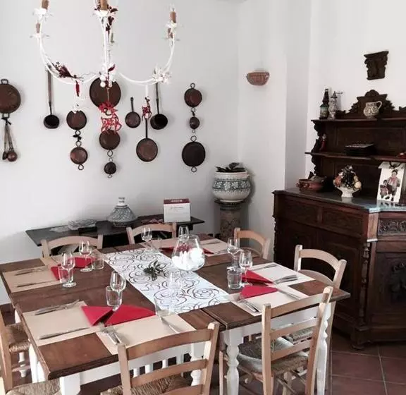 ホテル La Masseriola Agriturismo