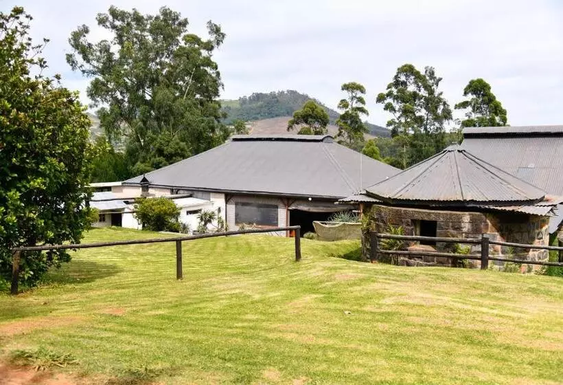 ホテル The Knoll Historic Guest Farm