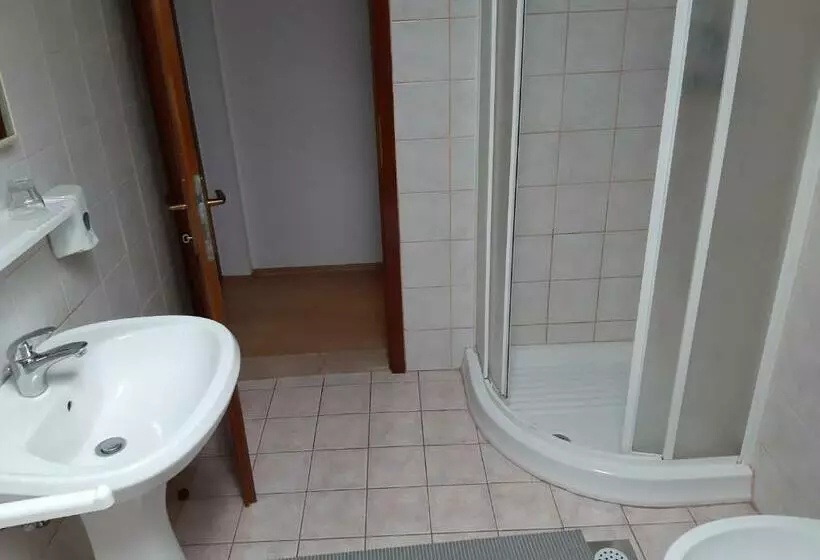 هتل Turistična Kmetija široko