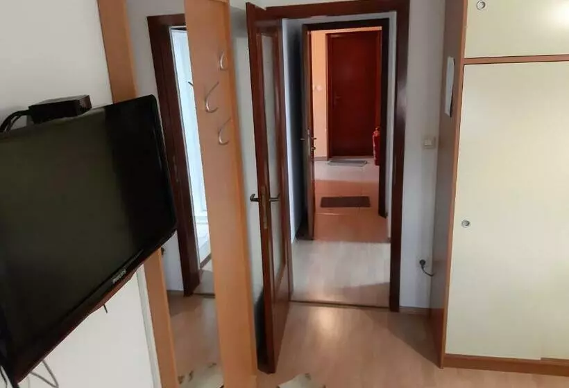 هتل Turistična Kmetija široko