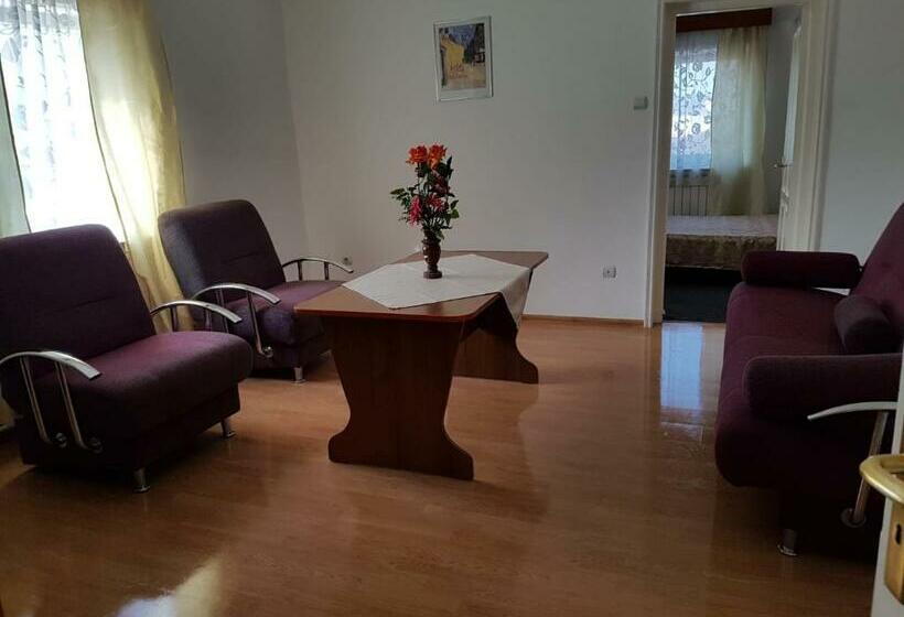 Pensiune Restaurant Arconi