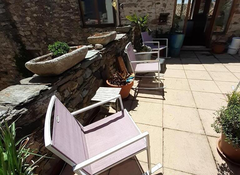 مبيت وإفطار Les Deux Arches