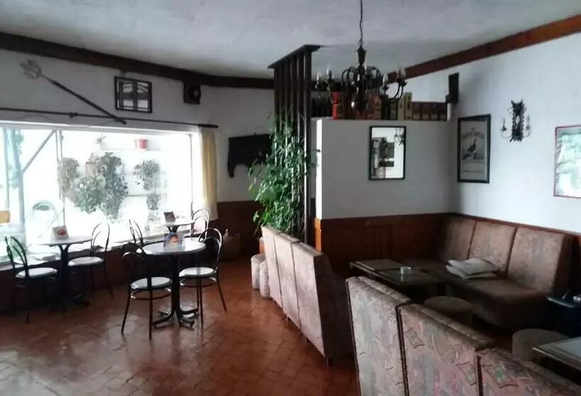 Majatalo Rs Sobreiro