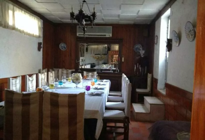 Majatalo Rs Sobreiro