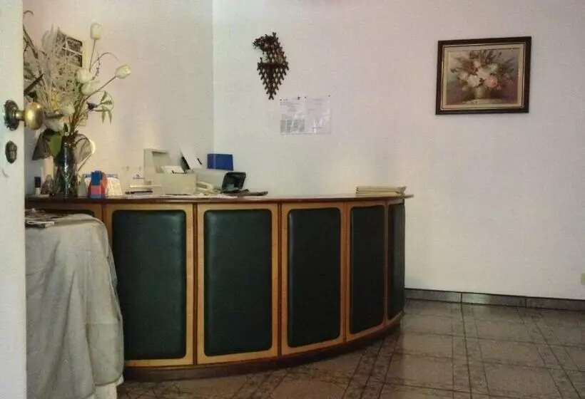 Majatalo Rs Sobreiro