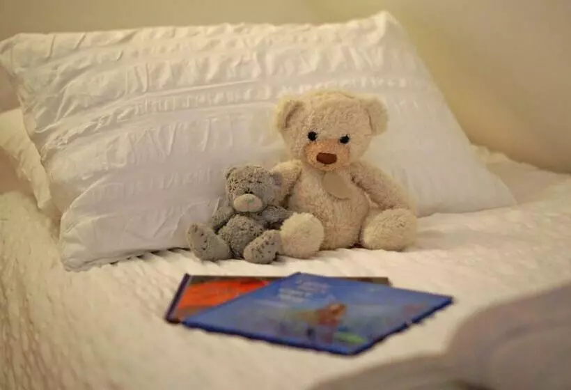 Westbury Cross House Bed & Breakfast