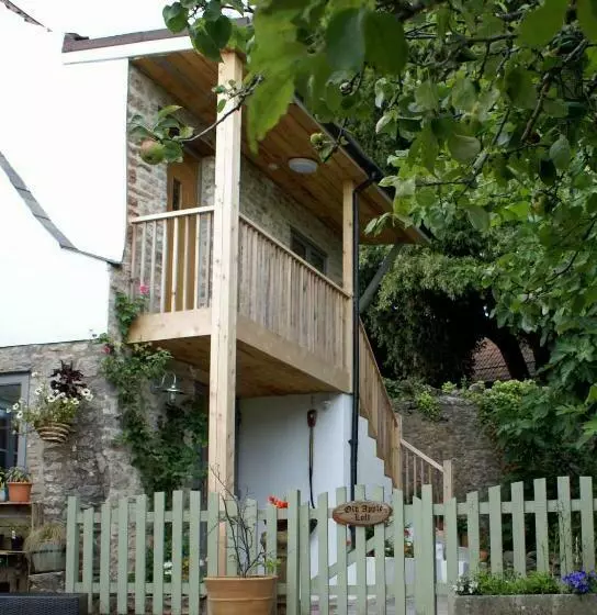 Westbury Cross House Bed & Breakfast