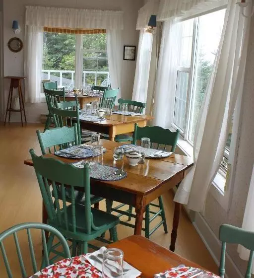 Retkeilymaja Compass Rose Heritage Inn