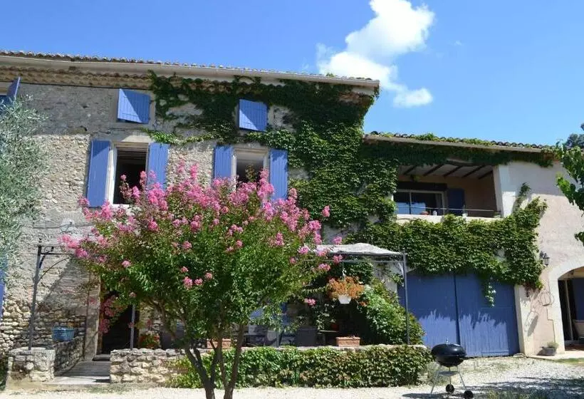 ベッドアンドブレックファースト Ferme De Palumiane   Chambres Climatisées