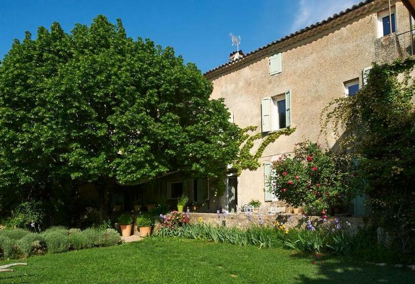 مبيت وإفطار La Grande Maison De Nans