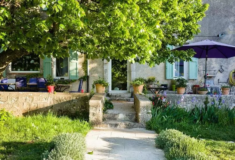 Aamiaismajoitus (B&B) La Grande Maison De Nans