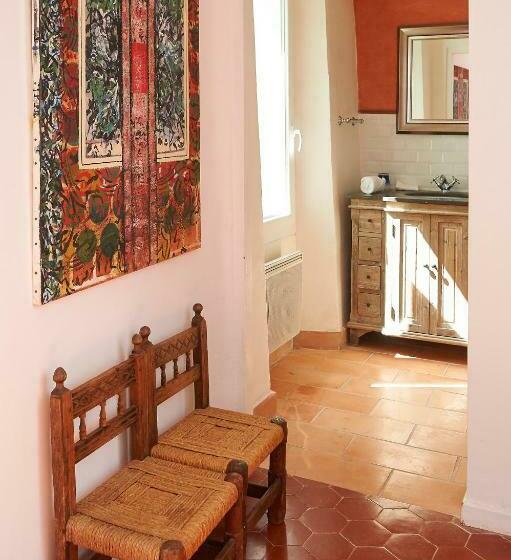 مبيت وإفطار La Grande Maison De Nans