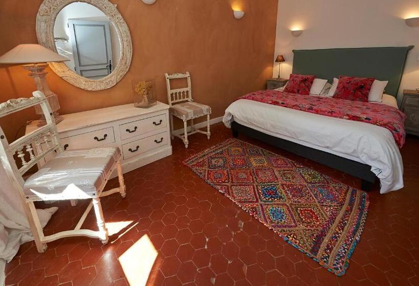 مبيت وإفطار La Grande Maison De Nans