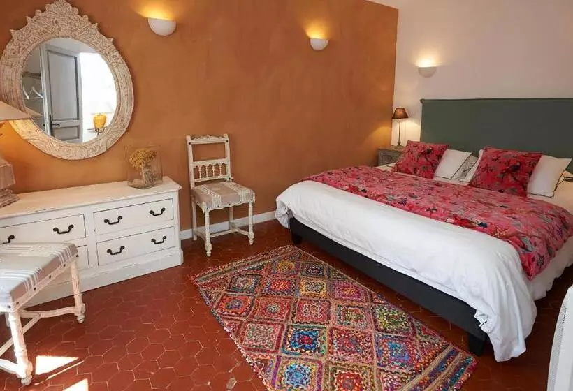 Aamiaismajoitus (B&B) La Grande Maison De Nans