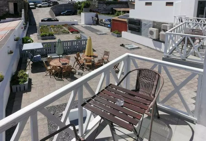 Faial Marina Apartments 1