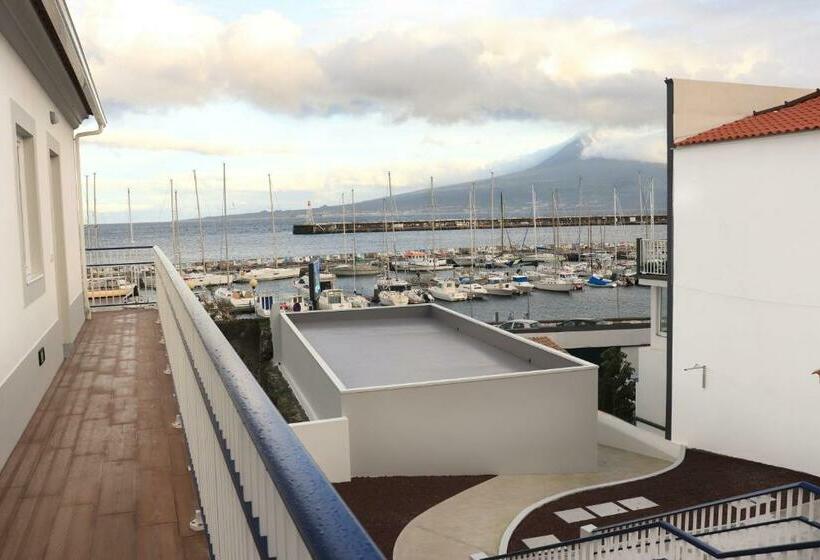 Faial Marina Apartments 1
