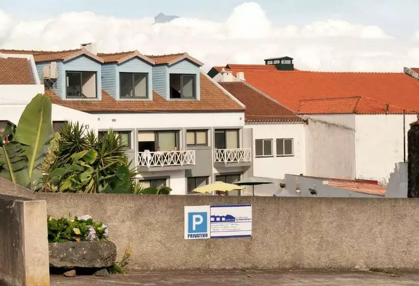 Faial Marina Apartments 1