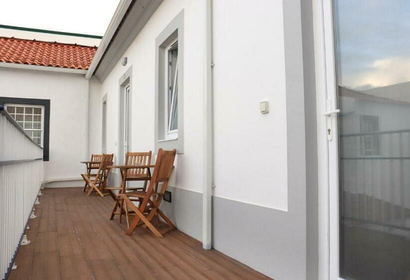 Faial Marina Apartments 1